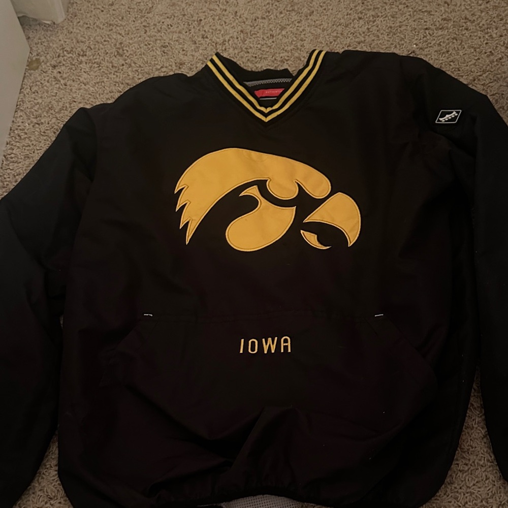 Vintage Iowa Hawkeyes windbreaker small